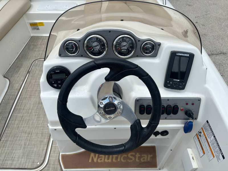 Boat Image 17