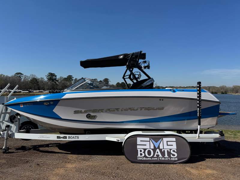 2015 Nautique Super Air Nautique G21