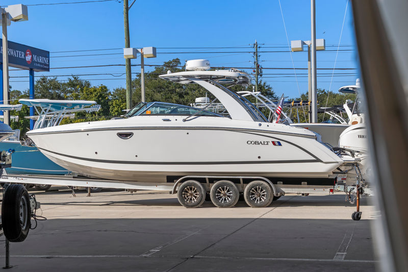 2023 Cobalt 30 SC