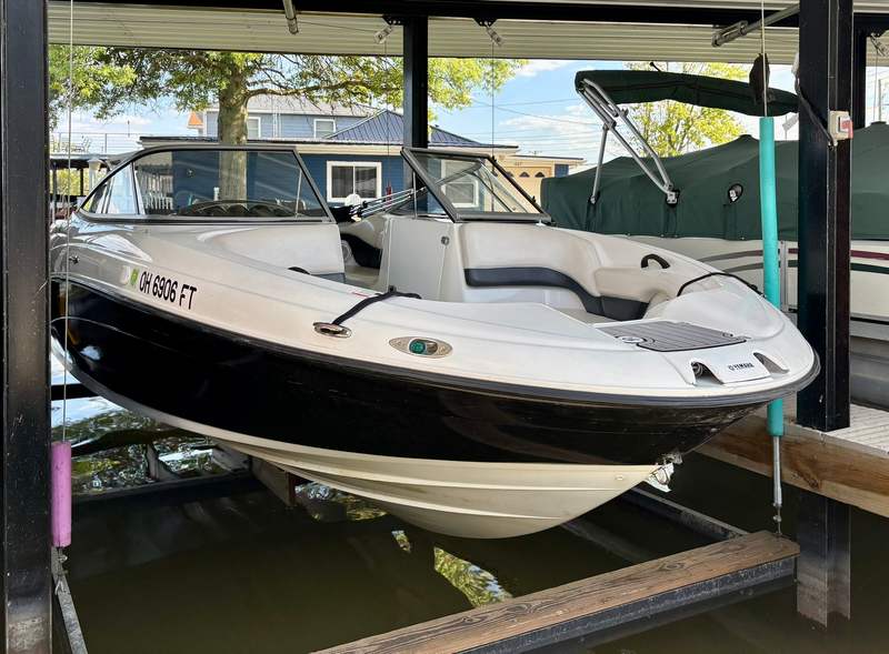 2006 Yamaha SX210