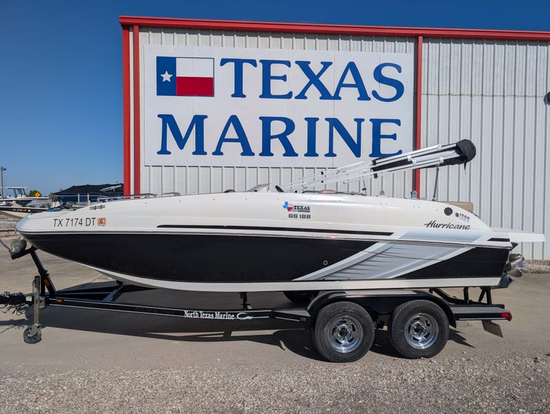 2016 Hurricane Sundeck Sport 188