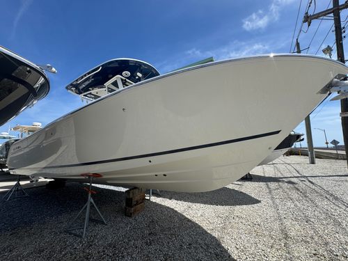 2026 Cobia 285 CC