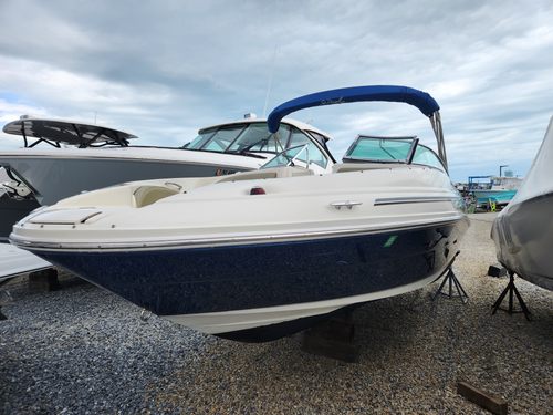 2006 Sea Ray Sundeck 220