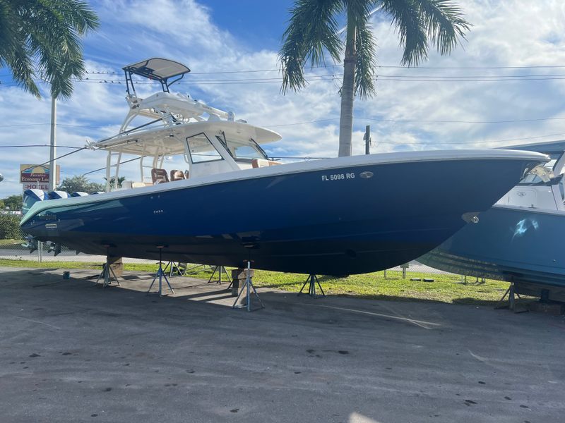 2017 Everglades 435 CC