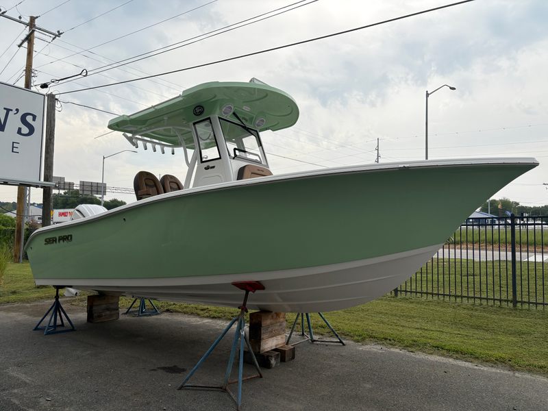 2025 Sea Pro 242 Sport