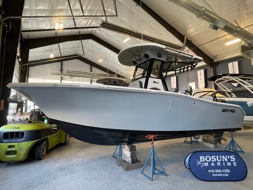 2026 Sea Pro 245 FLXR