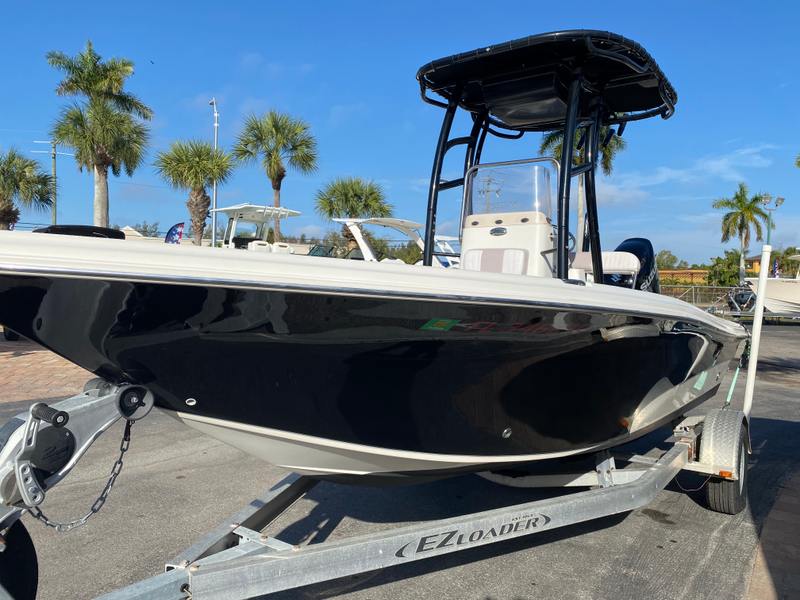 2014 Carolina Skiff Sea Skiff 19